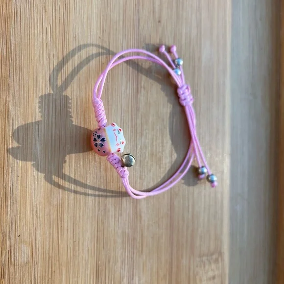 Lucky Cat Maneki Neko Charm Bracelet Solid Pink String Handmade - Picture 8 of 8